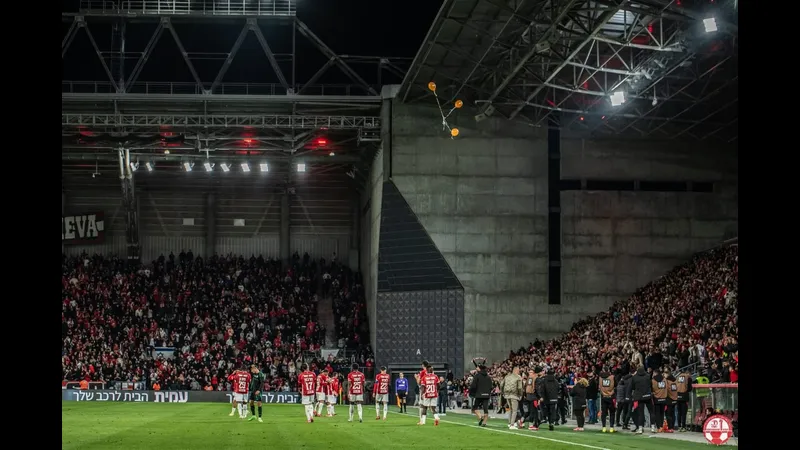 Minh họa cho "Hình ảnh bóng đá 'Beer